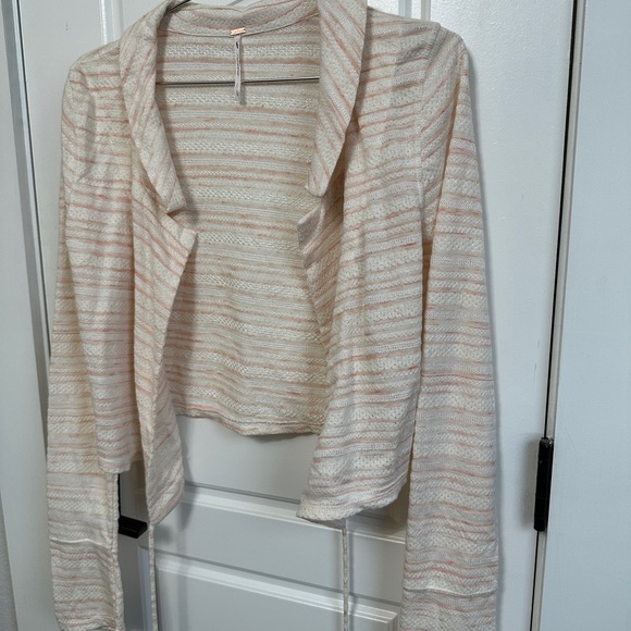 Free people Eloise wrap top NWOT - Picture 6 of 7